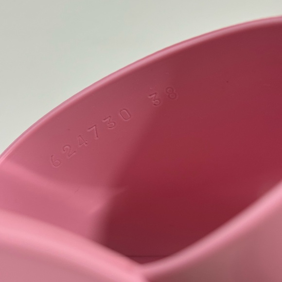 Gucci Rubber Gucci Logo Printed Mules Sandals Slide - Picture 10 of 13